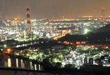 倉敷 水島コンビナートで夜景ドライブ、工場萌えスポットに車の列