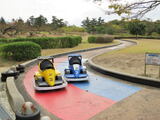 鳥取砂丘横にこどもの国、遊具いっぱいの遊びスポット