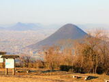 香川・城山展望台は「讃岐富士」と瀬戸大橋を眺めるスポット