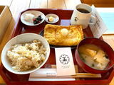 大濠テラス、福岡の都心に八女茶テーマの癒しカフェ！モーニング利用も