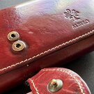 財布のボタンが緩くて外れてしまう…パチン！とハマるように復活させる簡単な修理方法