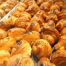 なんっていい香りだろう…博多・天神の駅に名物クロワッサン店・ミニヨン