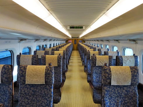 九州新幹線 800系新幹線 シートの写真3