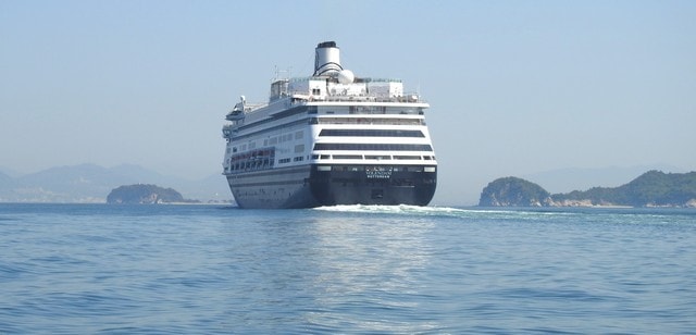 クルーズ客船、フォーレンダムが広島初寄港