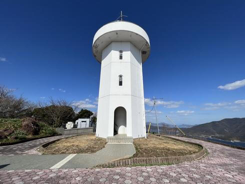 上盛山展望台、長島（山口県・上関）の灯台型展望台