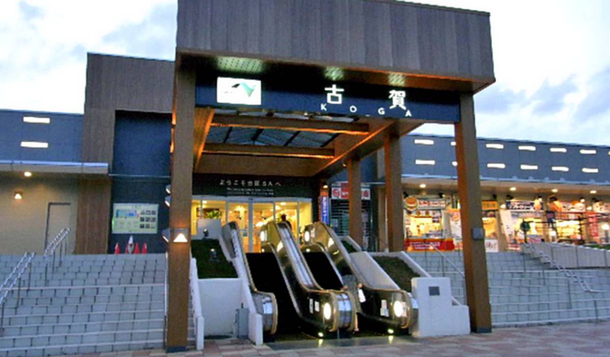 福岡・古賀サービスエリアに「ワークスペース」上り線に設置、無料で利用OK！