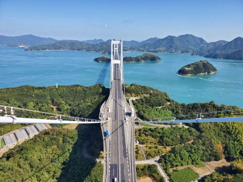 来島海峡大橋塔頂体験ツアー 塔頂からの風景