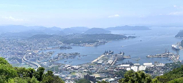 弓張岳展望台（長崎県佐世保市）からのパノラマ風景