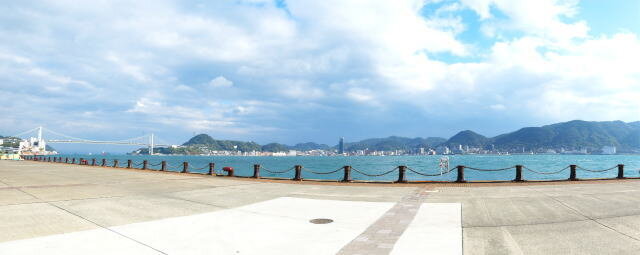 リゾナーレ下関 から見る関門海峡の風景