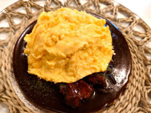 福岡県福岡市 ケロムレスト タンポポオムライスが花ひらいた！