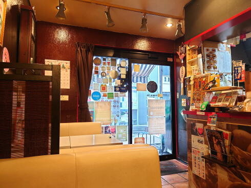 福岡県福岡市 ケロムレスト 店内の様子