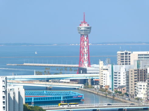 アクロス福岡 から見たタワー